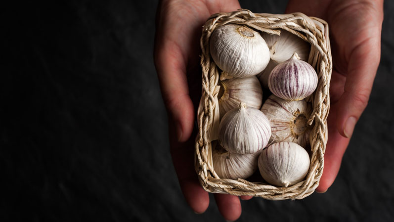 Aged black garlic: take it to heart