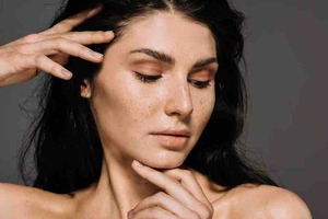 Coriander-based nutricosmetic offers skin anti-ageing and UV protection benefits, study finds