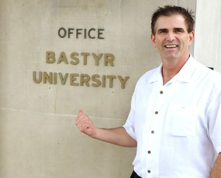 Dr Kaleb Lund of Herbal Analytics awarded research grant from Bastyr University 
