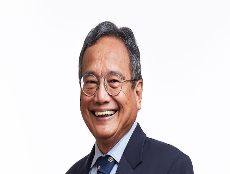 Dr Khalid Abdul Kadir recognised with NutraChampion award