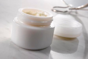 DuPont’s XIVIA Xylitol demonstrates positive effects on skin microbial growth 
