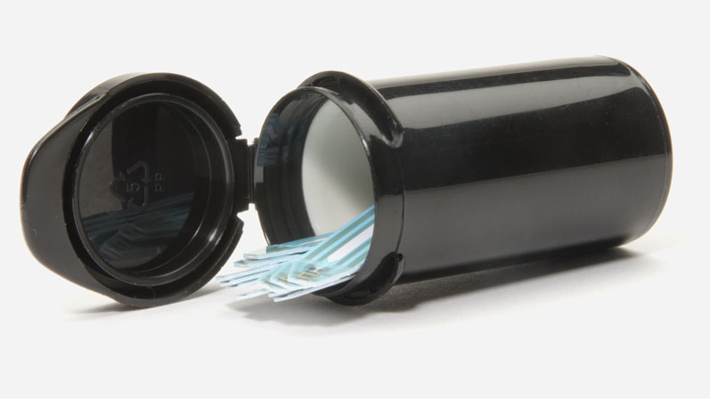 HAT IN vial with integrated ADP insert adds new capabilities to Airnov’s desiccant vials