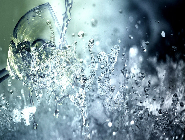Lanxess Velcorin technology stabilises hard seltzer drinks