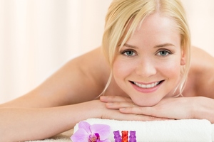 Monteloeder's anti-ageing botanical blend with vegan gummies