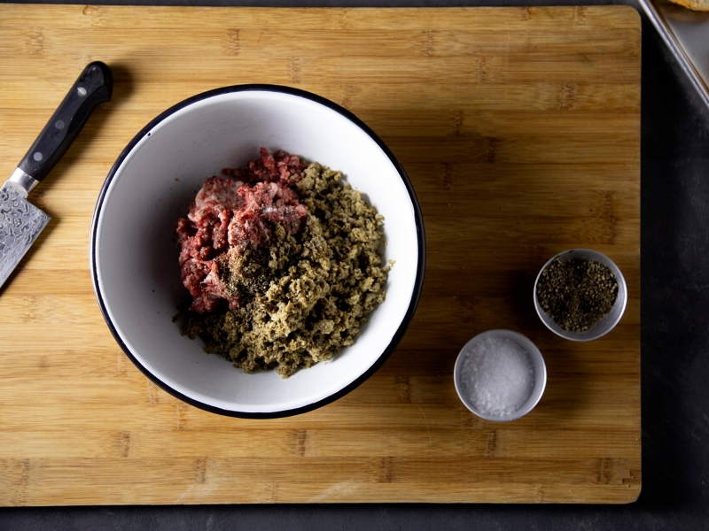 Mushroom mycelium protein gives nutritious umami bite to hybrid meat