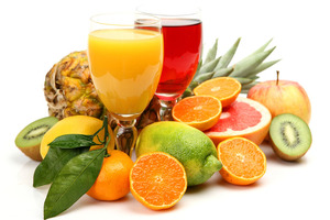 Preserving foods, beverages and supplements with polyphenol-rich plant extracts
