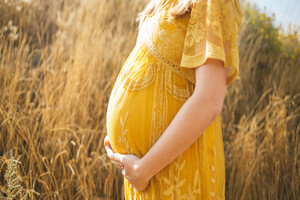 Probiotics may reduce nausea and vomiting in pregnancy, research says