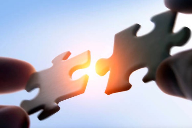 SGH Healthcaring Group acquires nutraceutical packaging company 