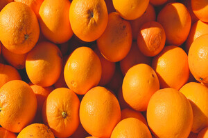 Study review suggests vitamin C may improve COVID outcomes