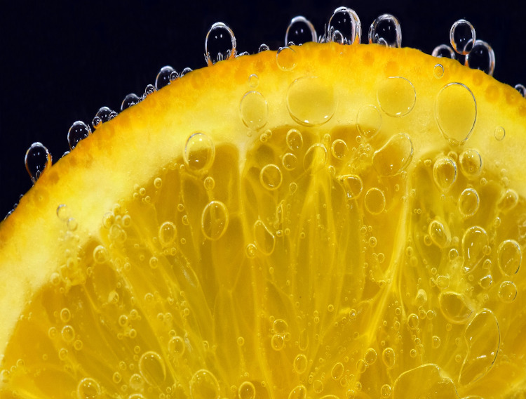 Vitamin C and zinc ineffective at curbing COVID-19 symptoms
