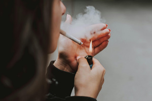 Vitamin C enhances placental blood flow in smoking mothers, study reveals